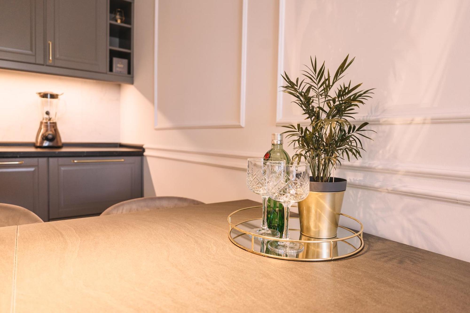 Flexible Selfcheckins 66 - Zagreb - Loggia - 80M2 - New - Luxury - Garage - 2 Bedrooms 外观 照片